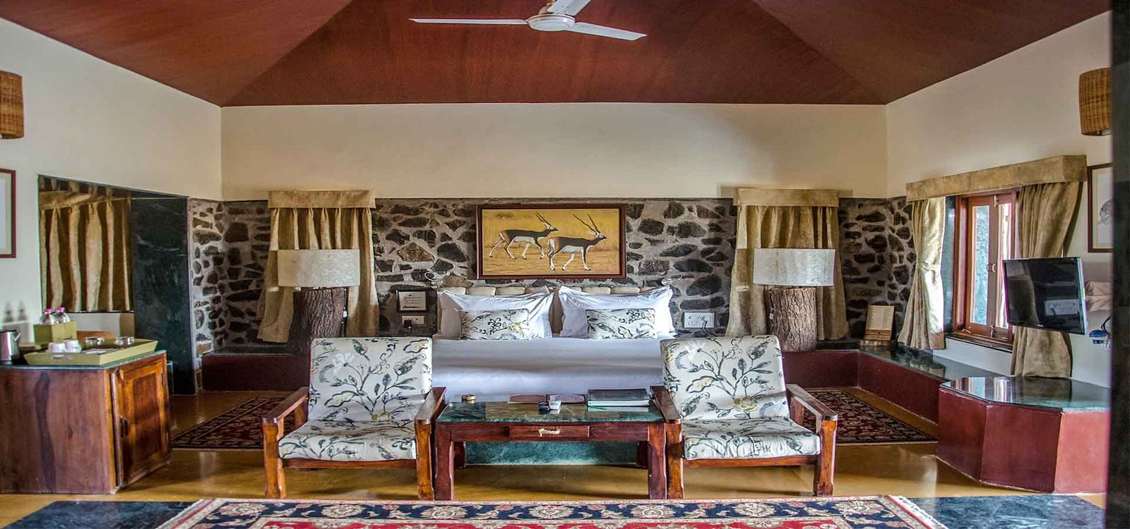 blackbuck-hotel-velavadar